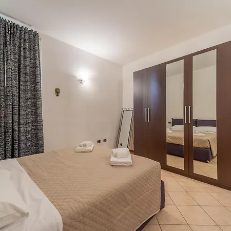 Apartment Aivia : Centro Fiere Stazione Parma